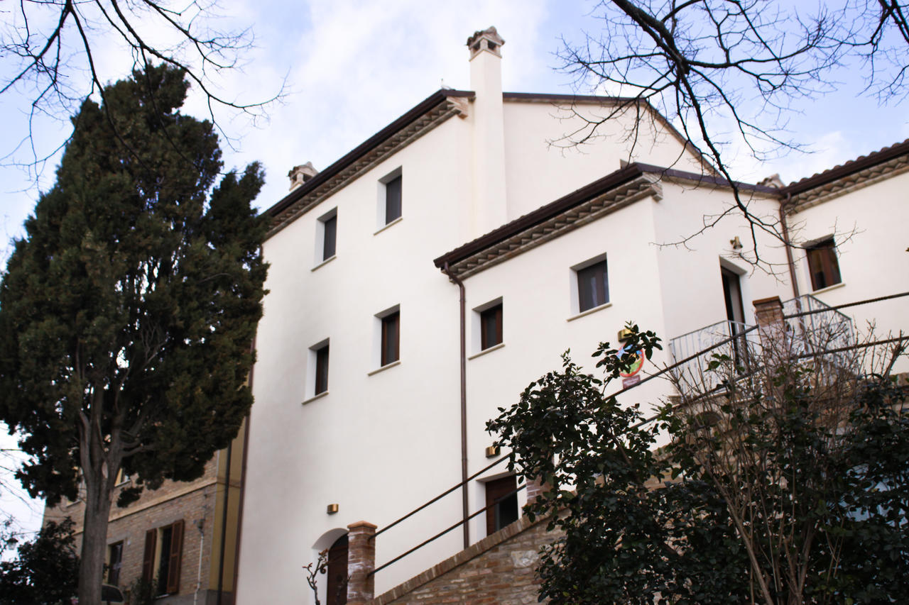 Agriturismo Pozzuolo Serrungarina Zewnętrze zdjęcie